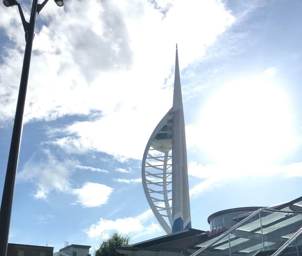 Gunwharf Quays Holiday Homes Portsmouth Zewnętrze zdjęcie